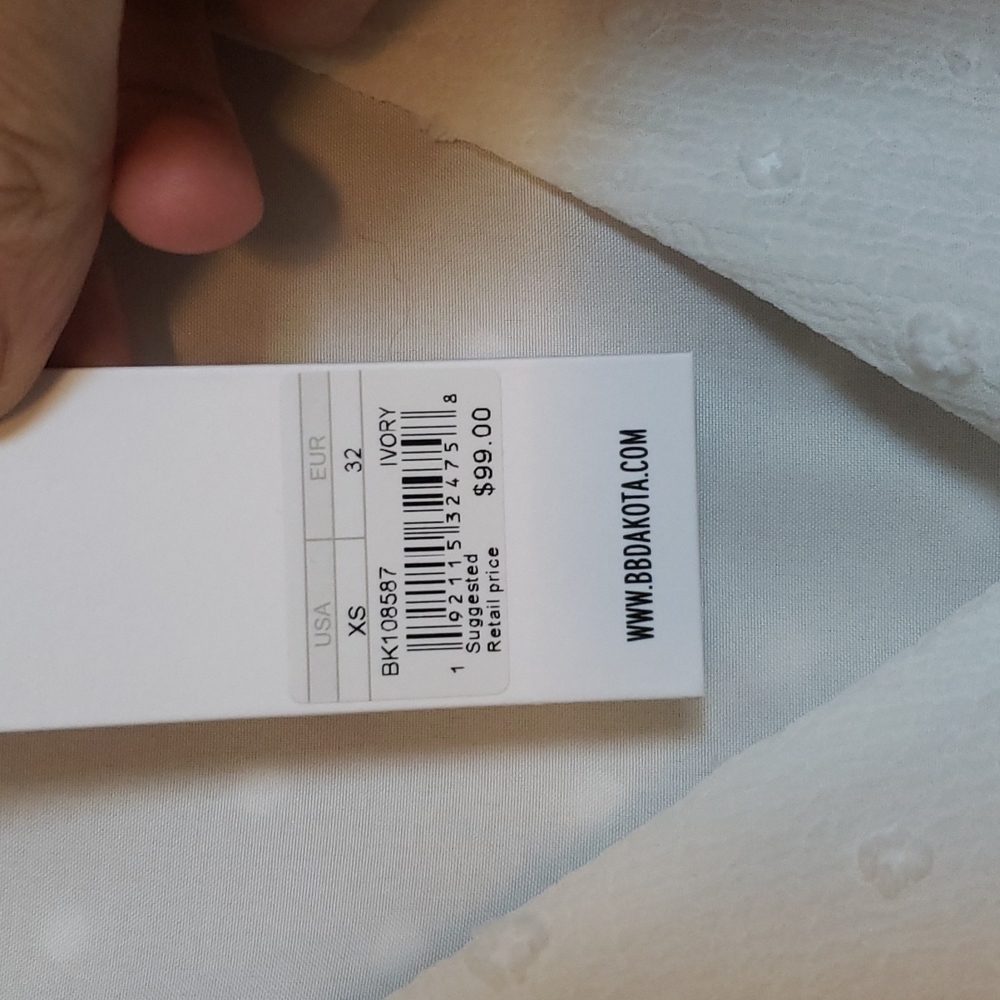 White BB Dakota brand dress size XS - Picture 4 of 5